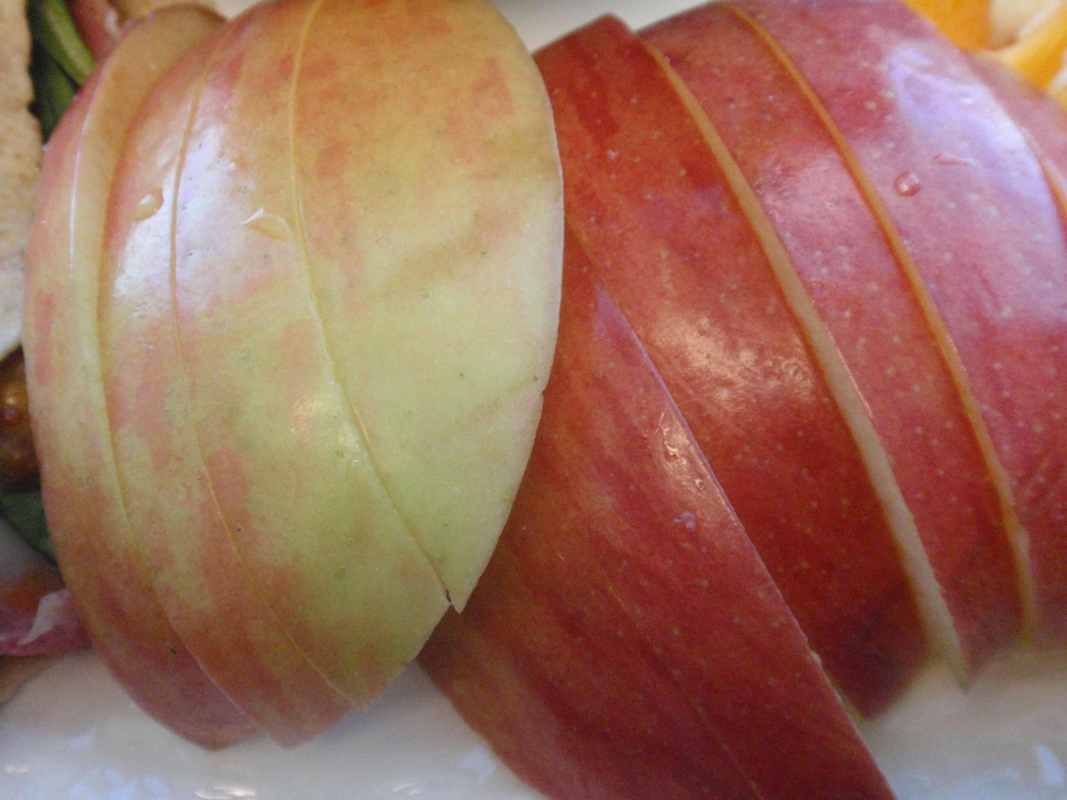 sliced Fuji apple (by the way, Fuji apples make the best apples in apple pie!)