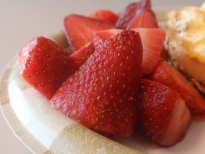 I love strawberries!  Breakfast comes in at 370 calories, 12 fat and 41 carbs